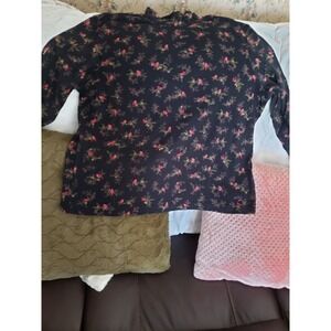 Women's Croft & Barrow Black With Cardinals Mockneck Christmas Top Size 1X(H286)